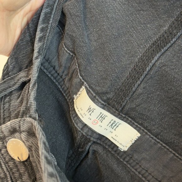 Free People We the Free Charcoal Gray Washed Denim Overalls Size 27 - Picture 6 of 7